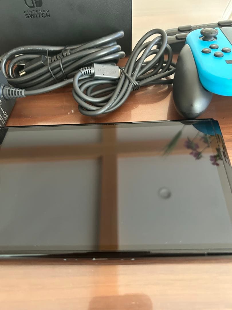 Switch 本体 ネオンカラー ＋ マリオ人気ソフト3本 ＋ ケース セット