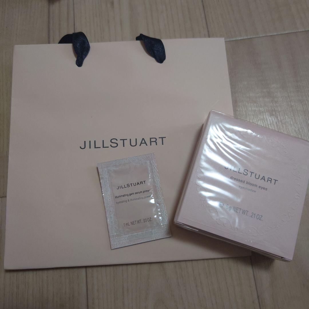 ジルスチュアート　ドレスドブルームアイズ02