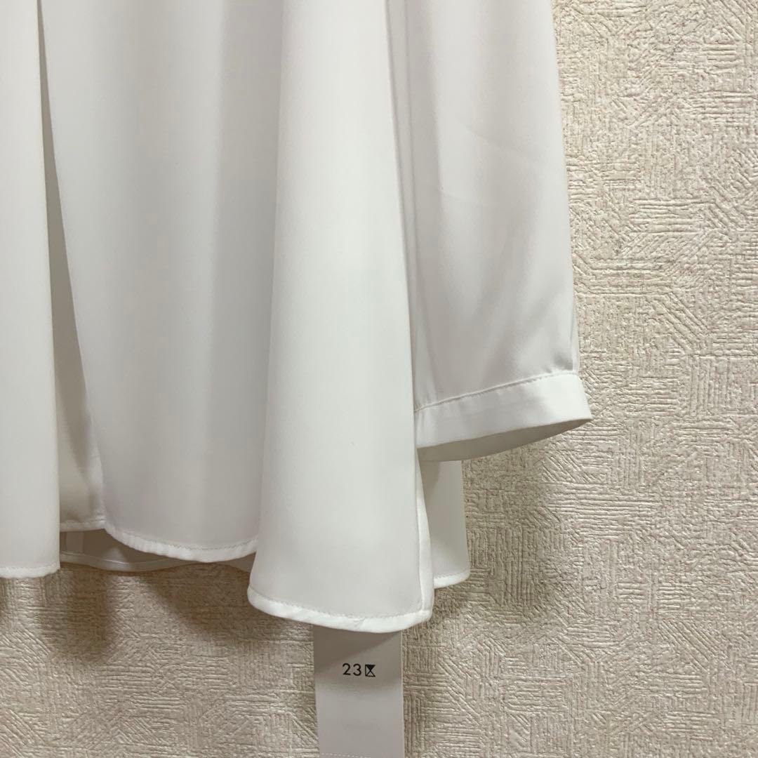 【新品】23区　大きいサイズ　シルキーデシン タックデザインカットソー　ブラウス
