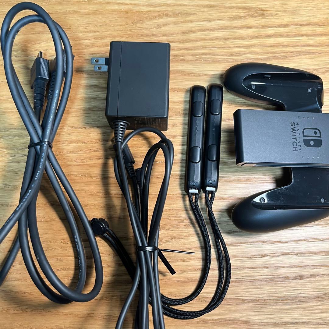 Nintendo Switch 本体 グレー　箱あり　おまけ付き