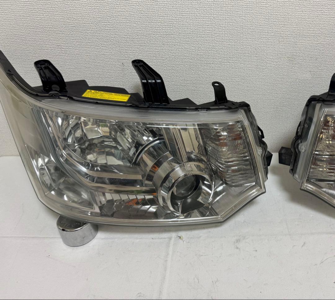 デリカD:5 HID ヘッドライト 左右セット KOITO 100-87918
