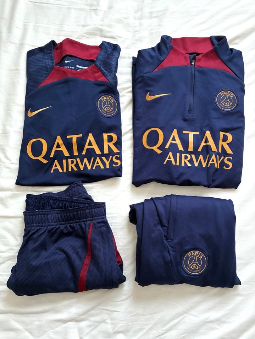 【ほぼ新品】Nike パリ・サンジェルマン トレーニングウェアセット