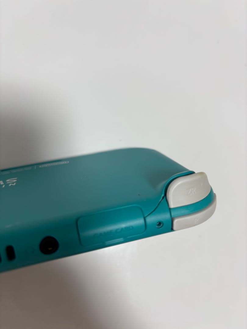 Nintendo Switch light（ターコイズ）