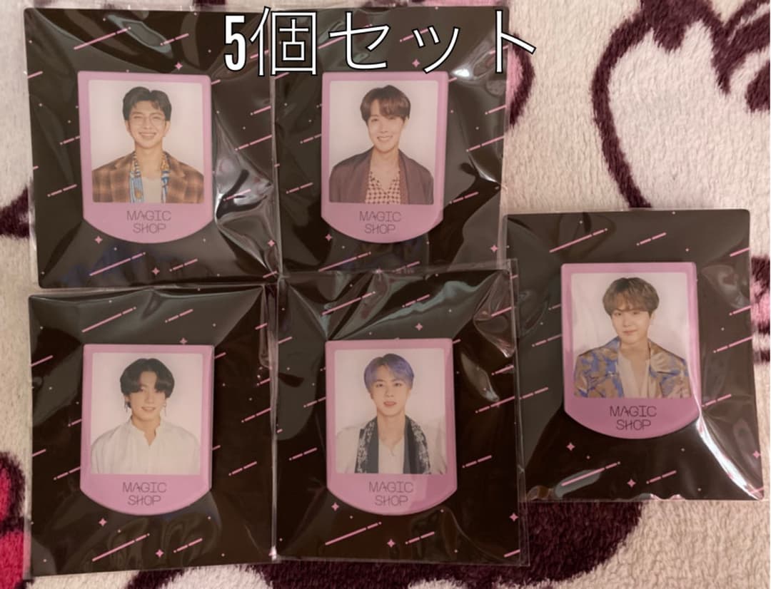 BTS アクリルバッジ　5個セット　未開封