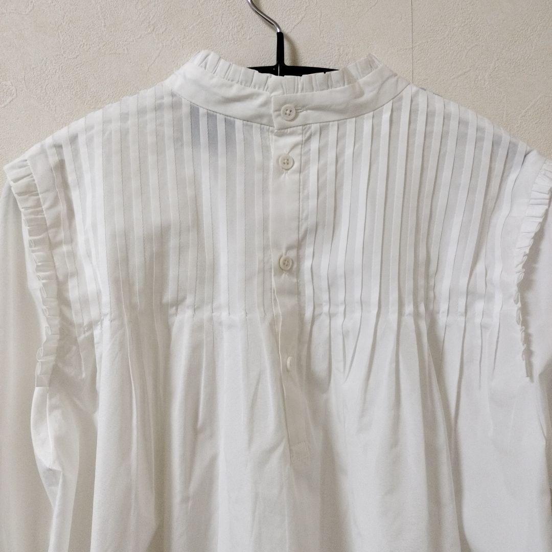 美品UNITED ARROWS Pタフタフリルハイネックブラウス