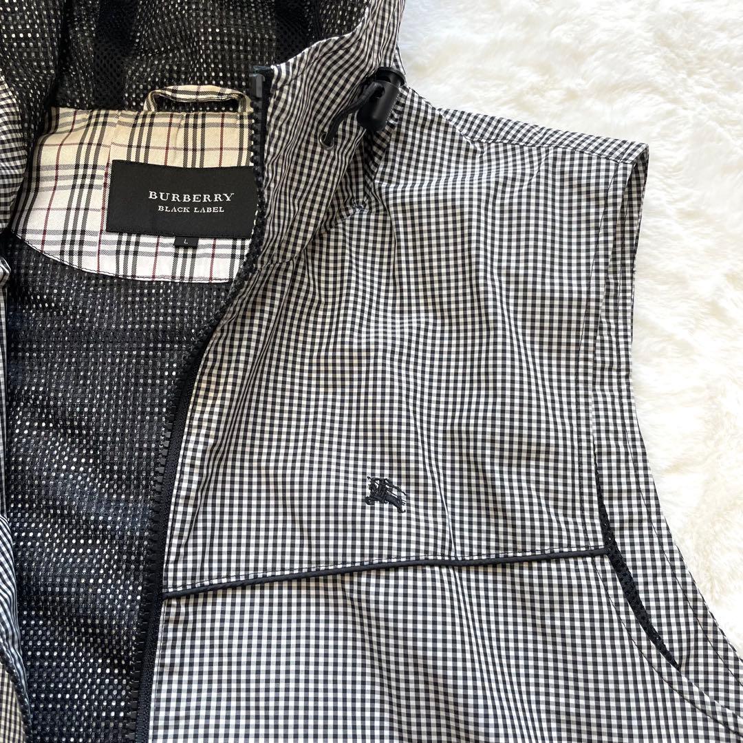 バーバリー BURBERRYブラックレーベル　ベスト フード チェック