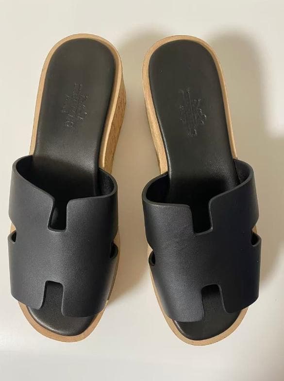 美品 HERMES 厚底Hサンダル 黒
