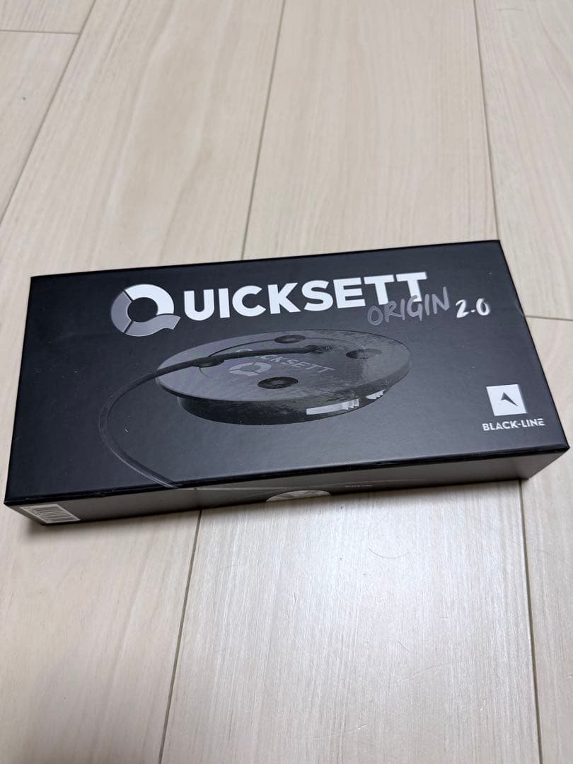 QuickSett Origin 2.0（Step On用アダプターが付属する）
