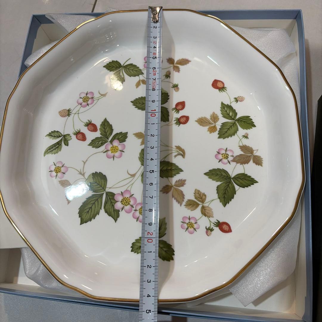 ウェッジウッド　お皿　食器　ワイルドストロベリー　オクタゴナルディッシュ