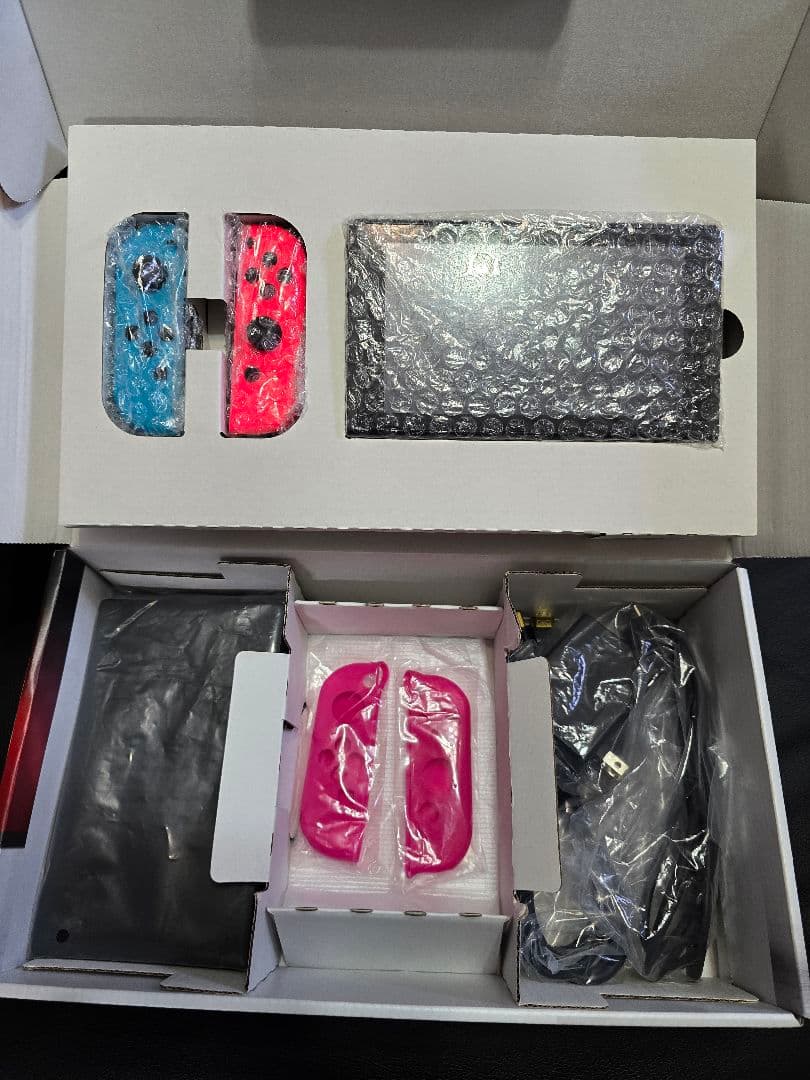 Nintendo Switch 本体 ヘッドホン ソフトなど