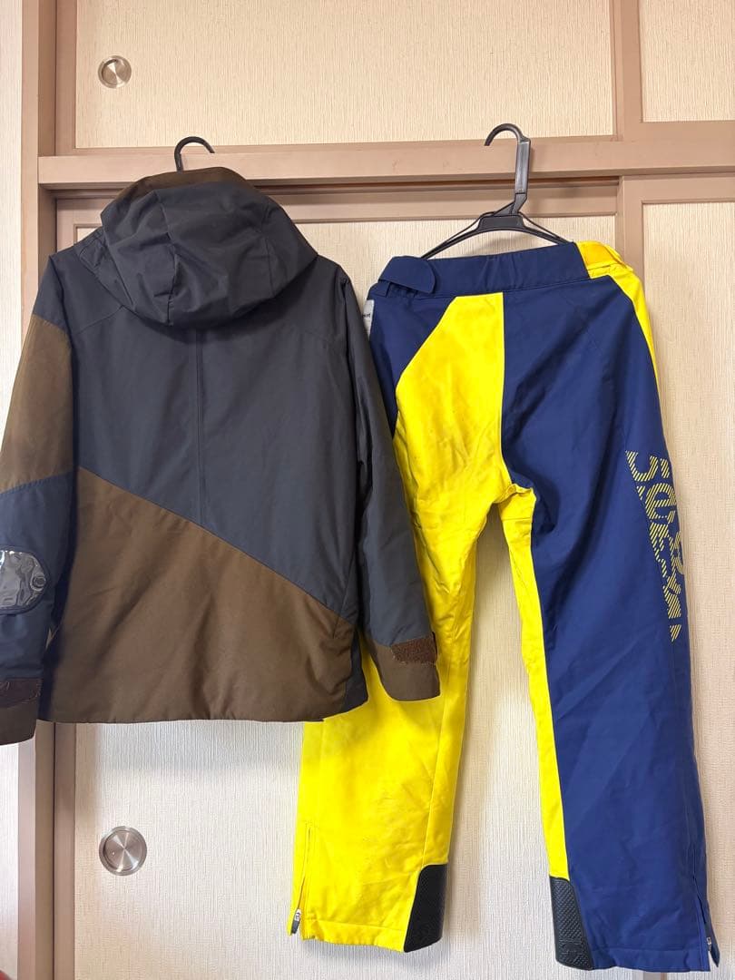 ④DESCENTE デサント　スキーウエア　上下セット S ★