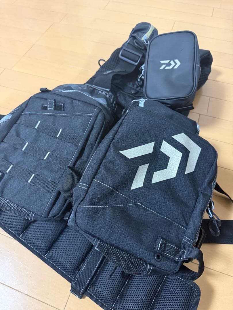 DAIWA フローティングジャケット