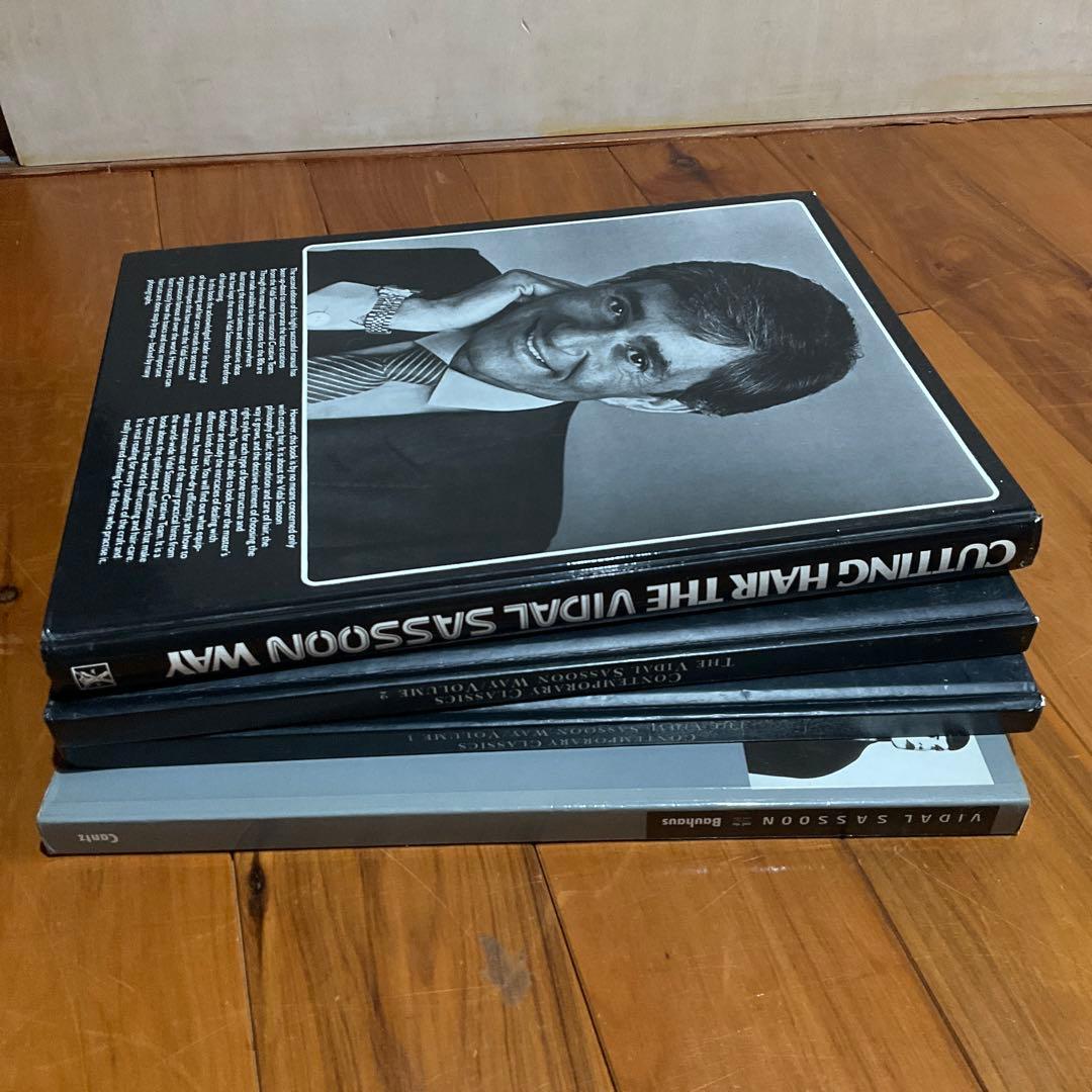 I*a様 Vidal Sassoon Cutting Hair 教本　4冊セット