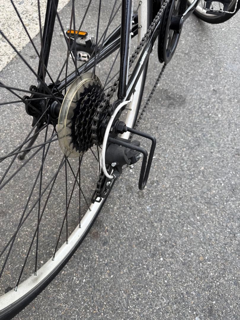 171 自転車 大阪市 【引取り限定】 美品 28インチ クロスバイク
