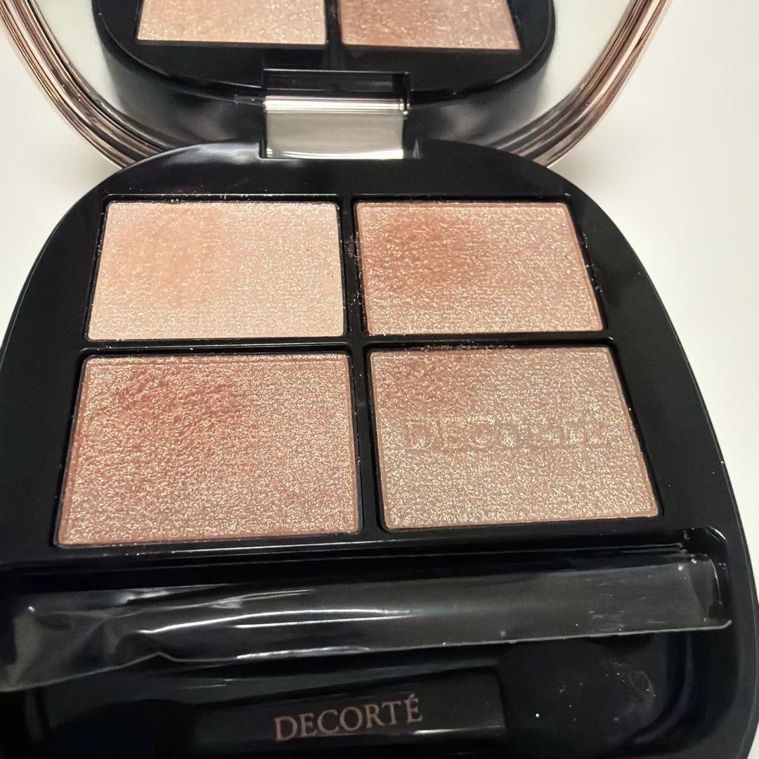 ★新色美品 DECORTÉ ベージュ スキンシャドウデザイニングパレット 09