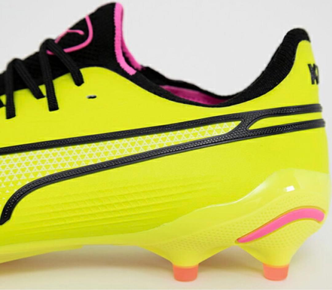 プーマPUMA KING ULTIMATE HG/AG トップモデル２７．０ＣＭ