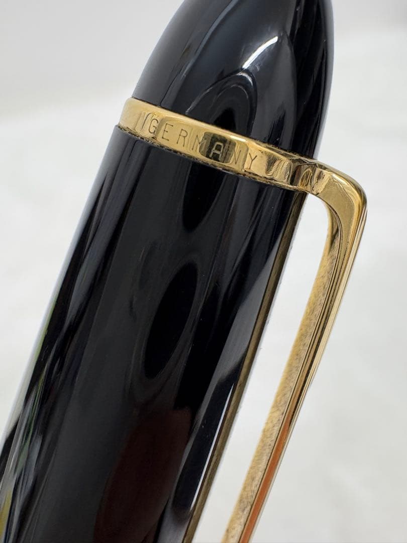 Montblanc 146 ブラック万年筆 14K