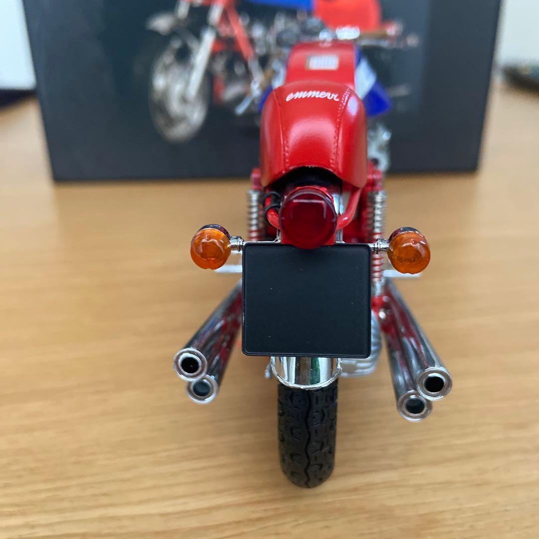 【未展示】ミニチャンプス 1/12 MVアグスタ 750 S（No.19）