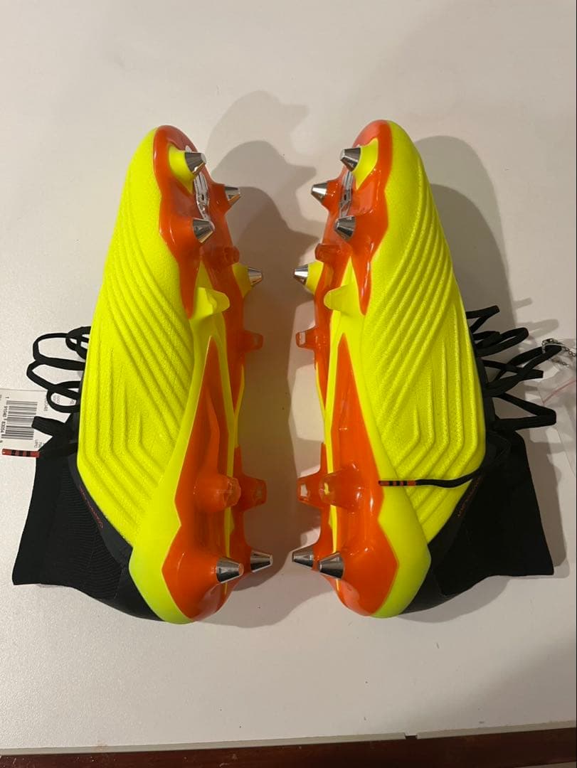 adidas プレデター 18.1 SG サッカーシューズ