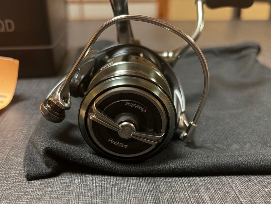 リール DAIWA AIRITY ST LT2500S-XH-QD