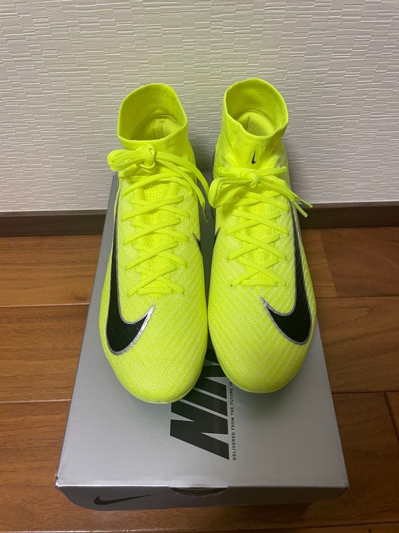 NIKE ズームマーキュリアル　スーパーフライ10 エリートFG