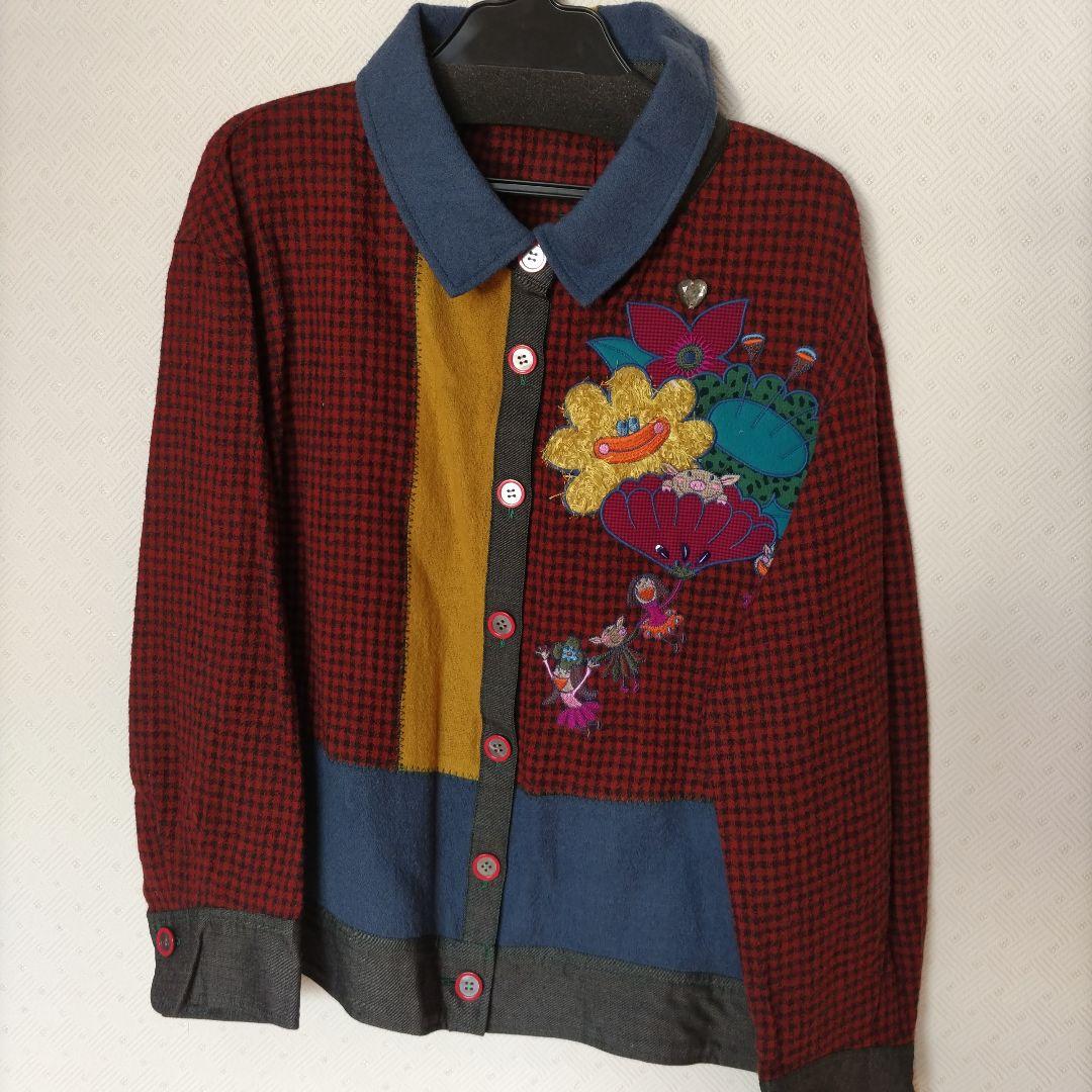 タグ付き　カラフル刺繍ジャケット