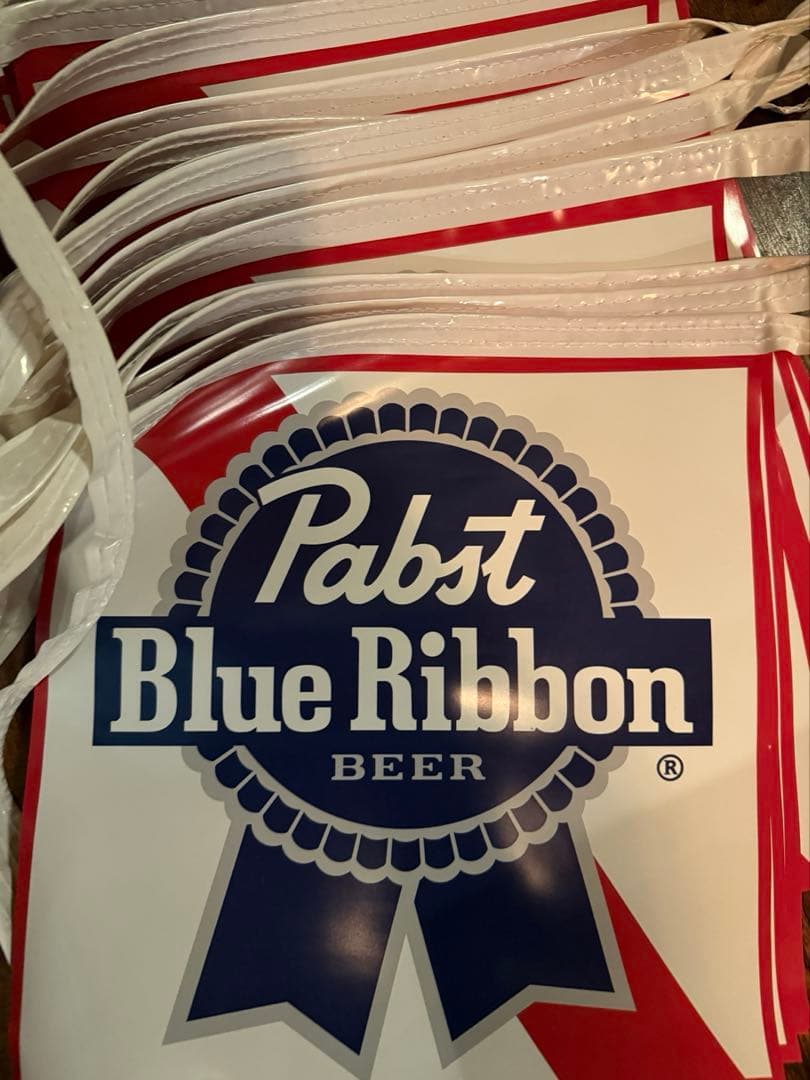 Pabst Blue Ribbon 18連ガーランド