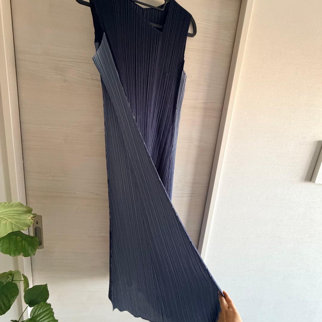 プリーツプリーズ　配色　ロングワンピース　アシンメトリー　ブルー系　美品