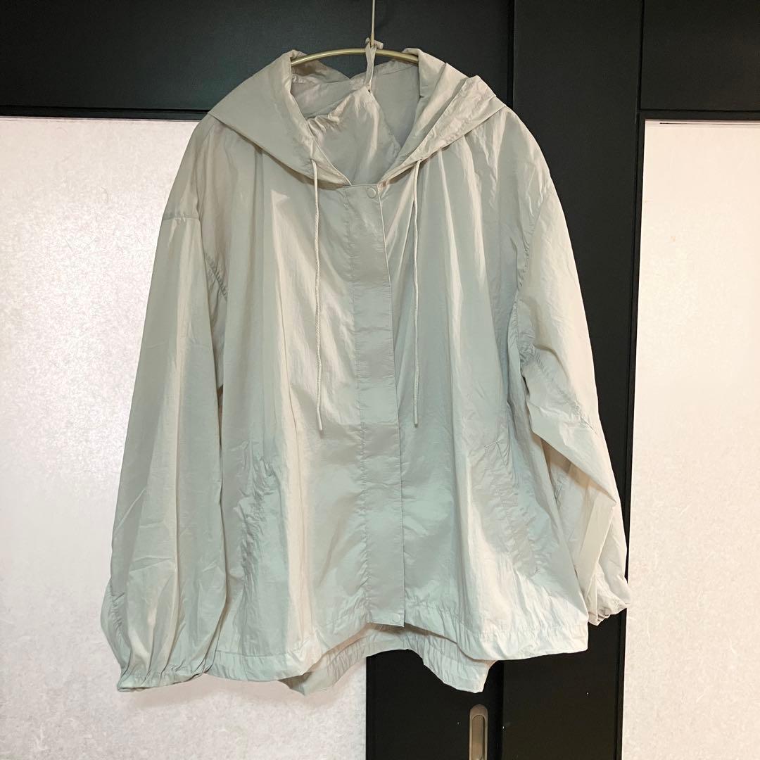 【美品】URBAN RESEARCH DOORSポケッタブル撥水フレアパーカー