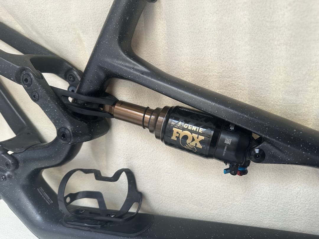 S-Works Stumpjumper 15 フレーム S4 カーボン 2025