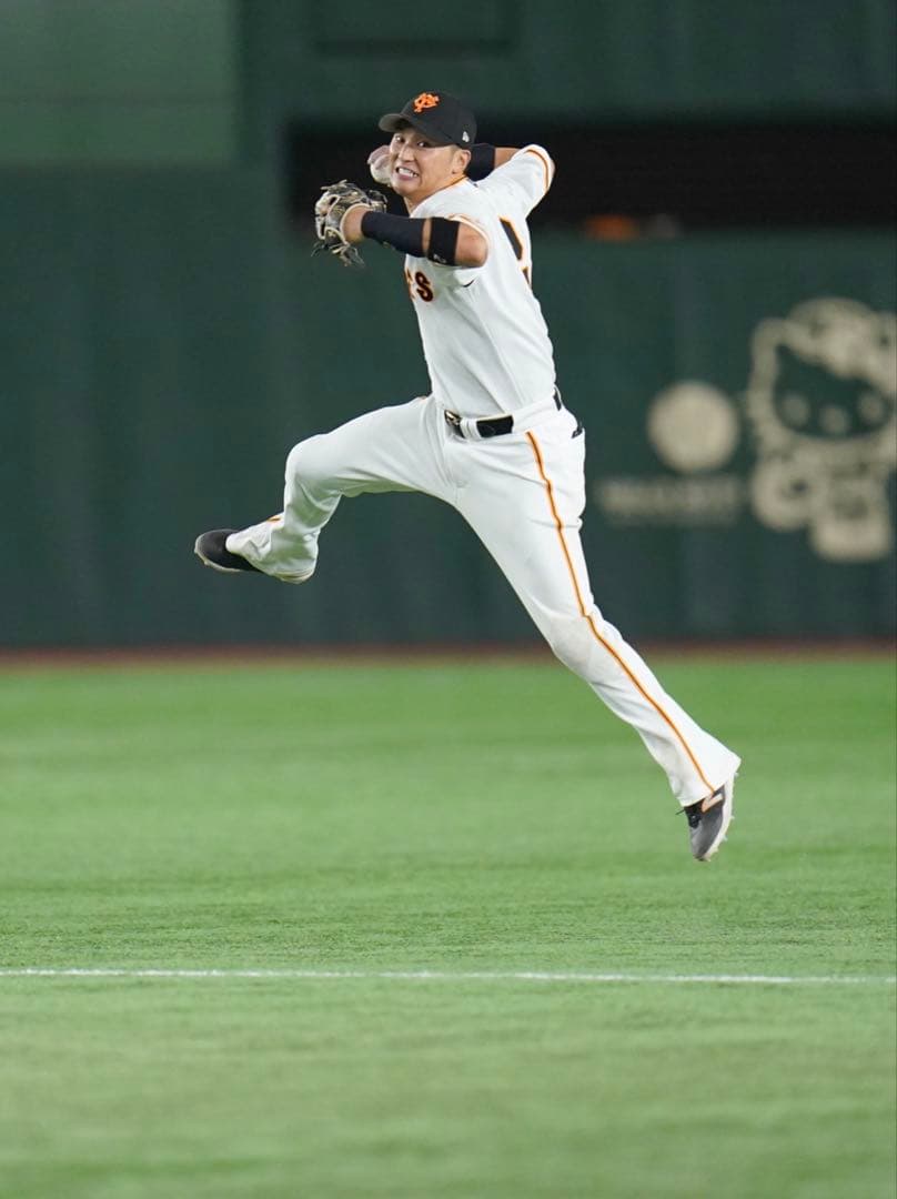 読売ジャイアンツ　巨人　吉川尚輝 #2　バット NPBマーク 支給品　実使用