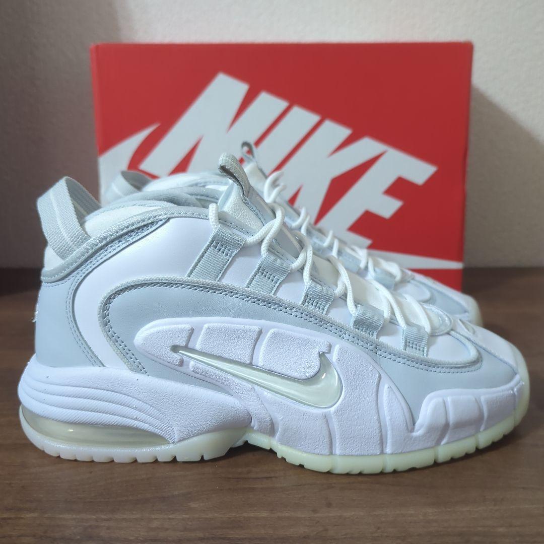 ル*5様 NIKE　エアマックスペニー　ホワイト/グレー