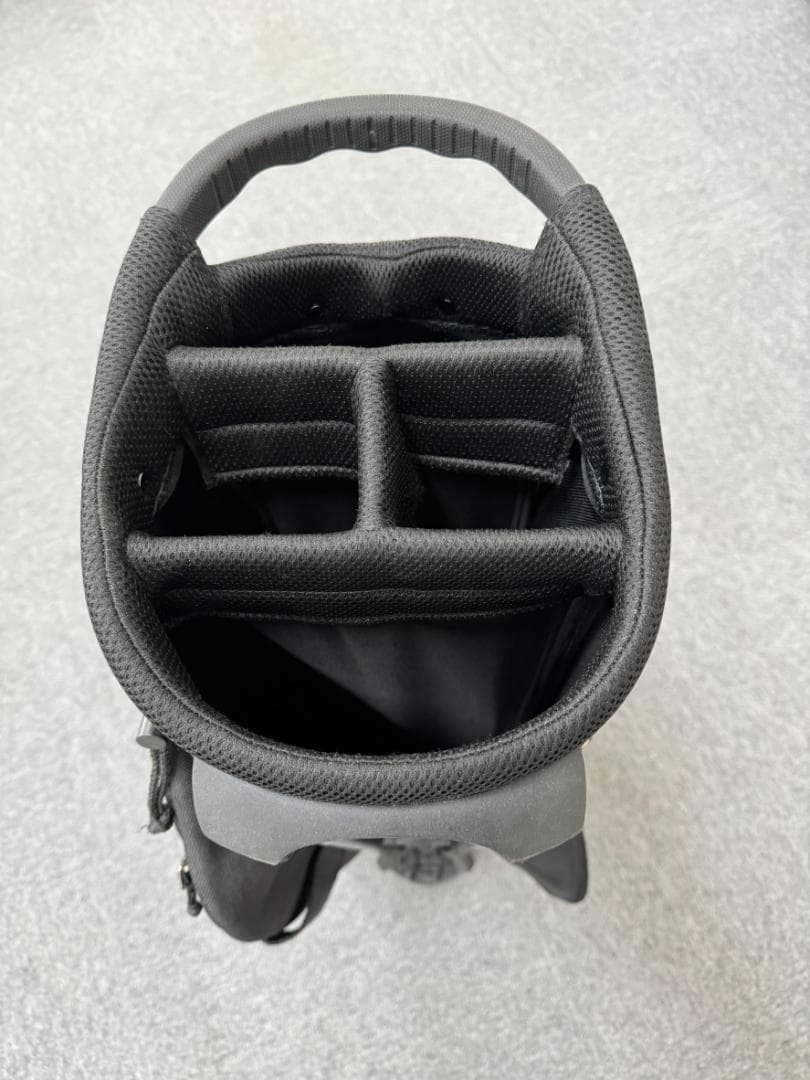Travis Mathew トラヴィスマシュー スタンドキャディバッグ