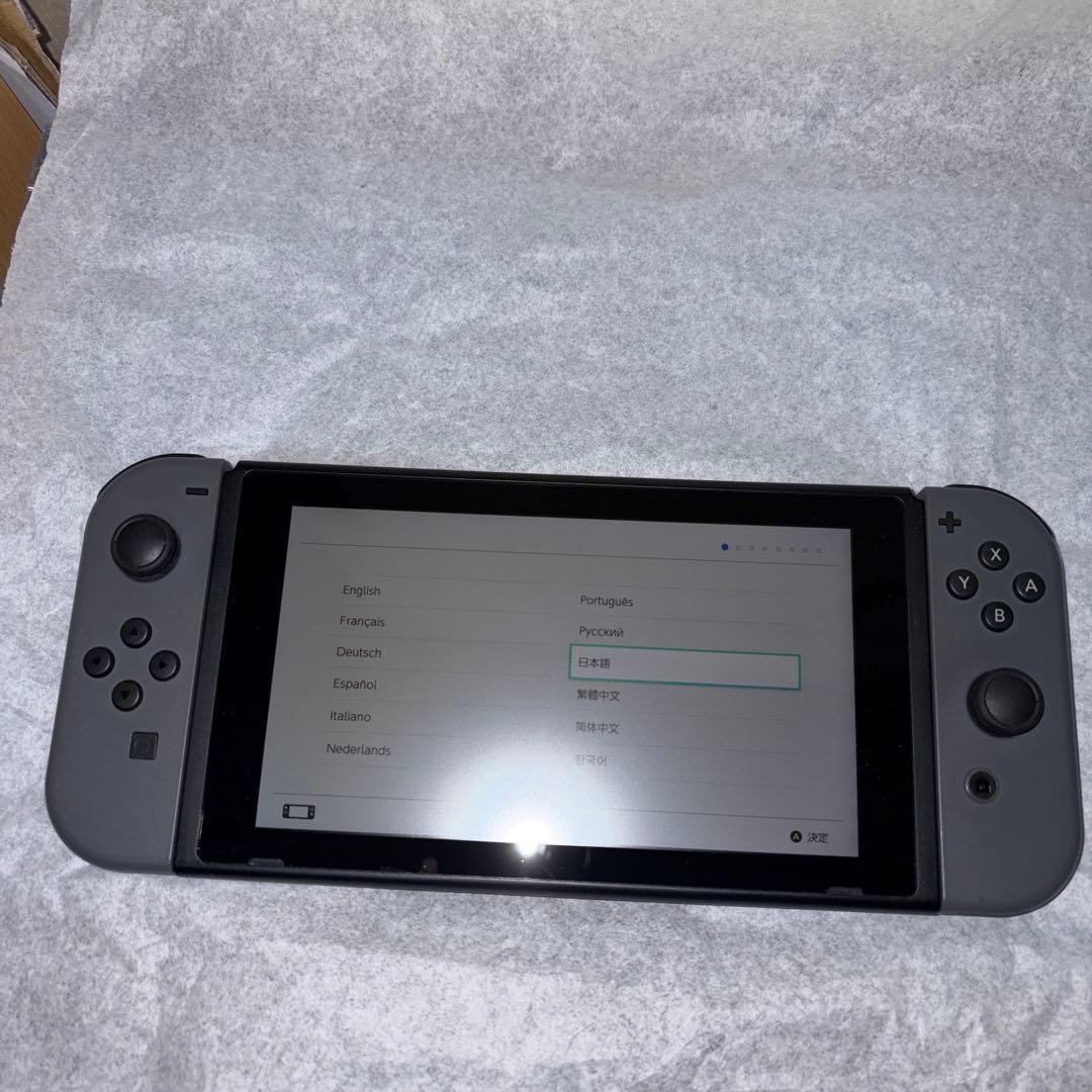 ニンテンドースイッチ本体、付属品完備 ブラックNintendo Switch
