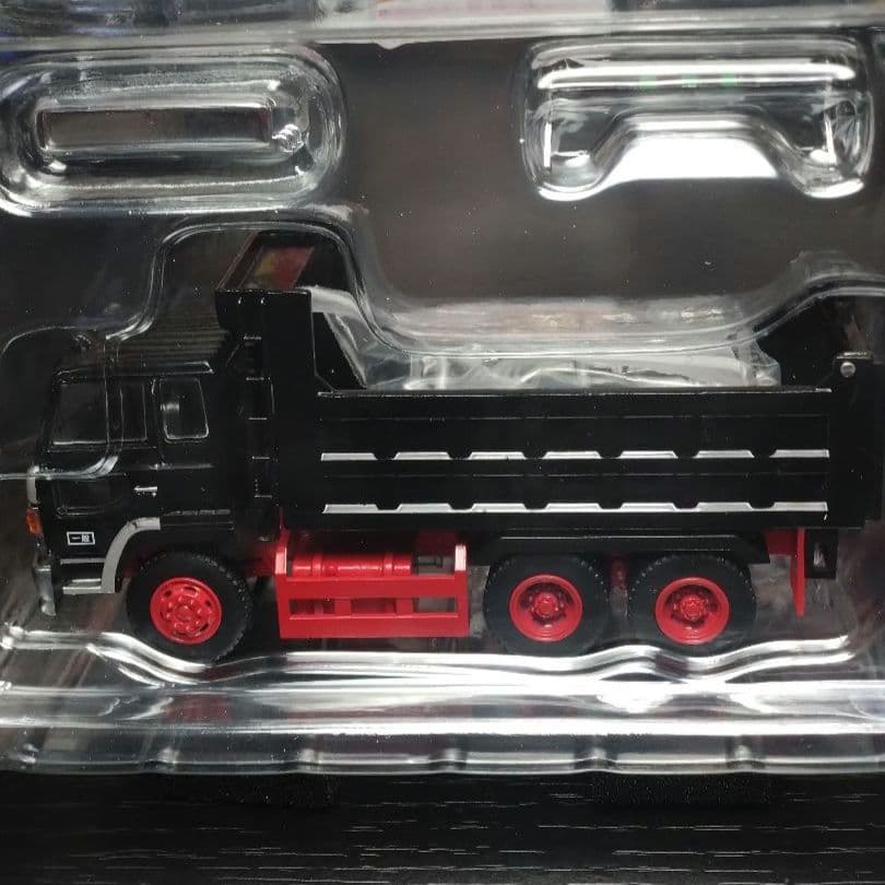 DBGT 1/64 日野 スーパードルフィン ダンプ トラック (ブラック)