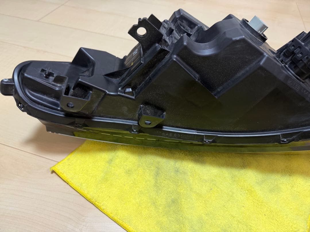 ヴェゼル　RV5 LEDヘッドライト STANLEY W5884