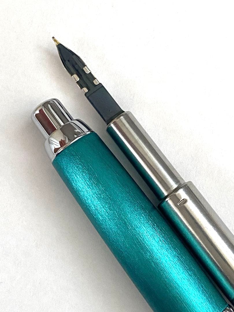 PILOT caplessdesimo 限定色エメラルドグリーン
