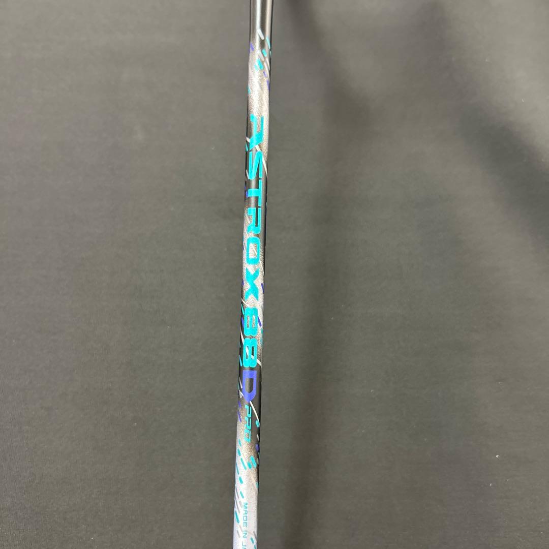 4ug6 アストロクス88Dプロ 新品未使用　ヨネックス　バドミントン　ラケット