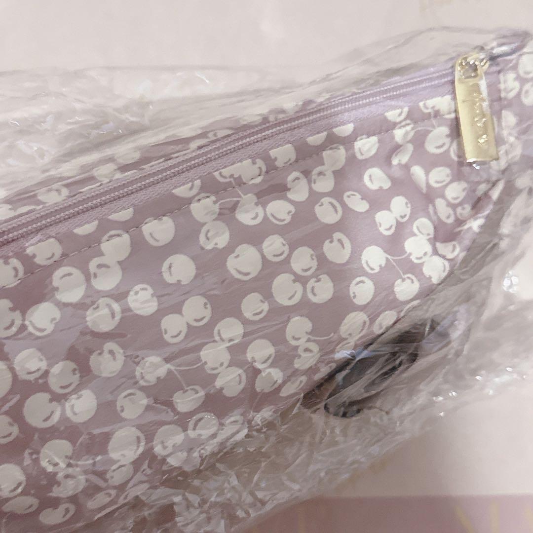 【新品未使用】チェリー　Herlipto ボトルケース　水筒　チェリー柄