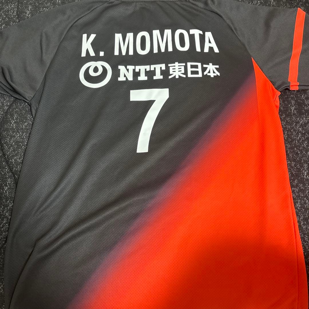 NTT東日本 K. MOMOTA バドミントンウェア 7