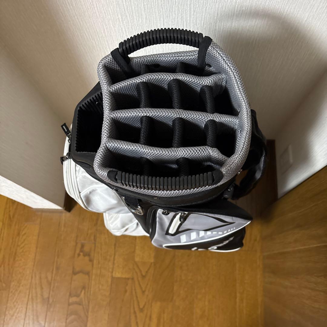 TaylorMade キャディバッグ 黒 白