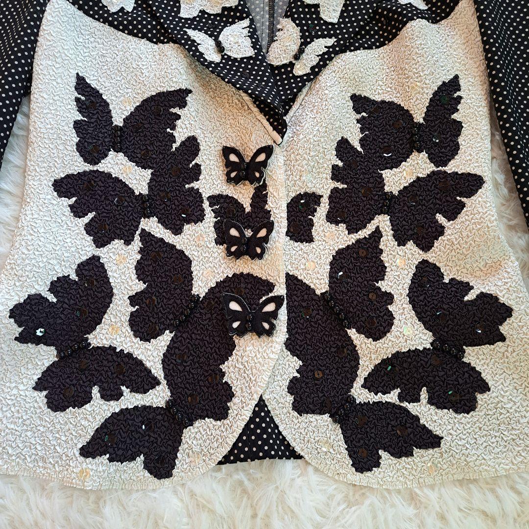 ねこねこ55 ☆美品☆ノコオーノ ジャケット 42サイズ 蝶々ビーズ刺繍