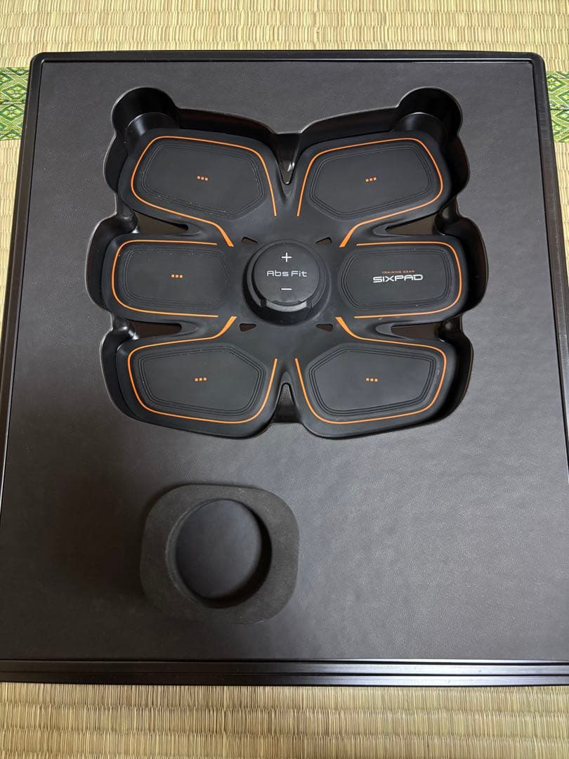 【GW限定SALE】 ジェルパッド付　SIXPAD アブズフィット2