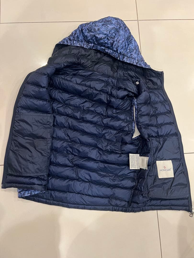 MONCLERダウンべスト サイズ2（men's M）