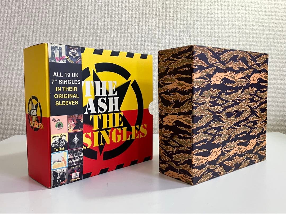 The Clash SINGLES '77-'85 Box 7\" レコードEU盤
