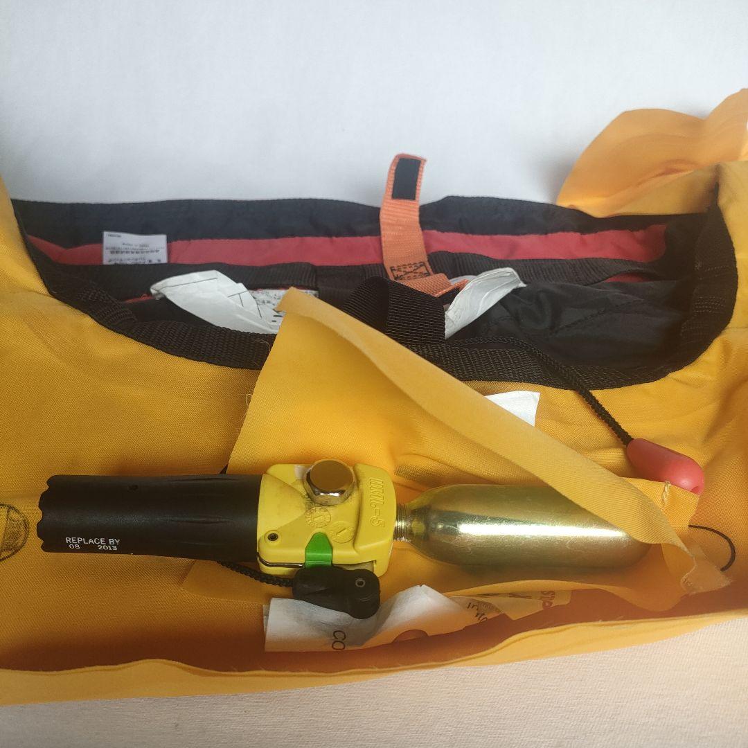 【 中古 】ダイワ　コンパクトライフジャケット　DF-2200