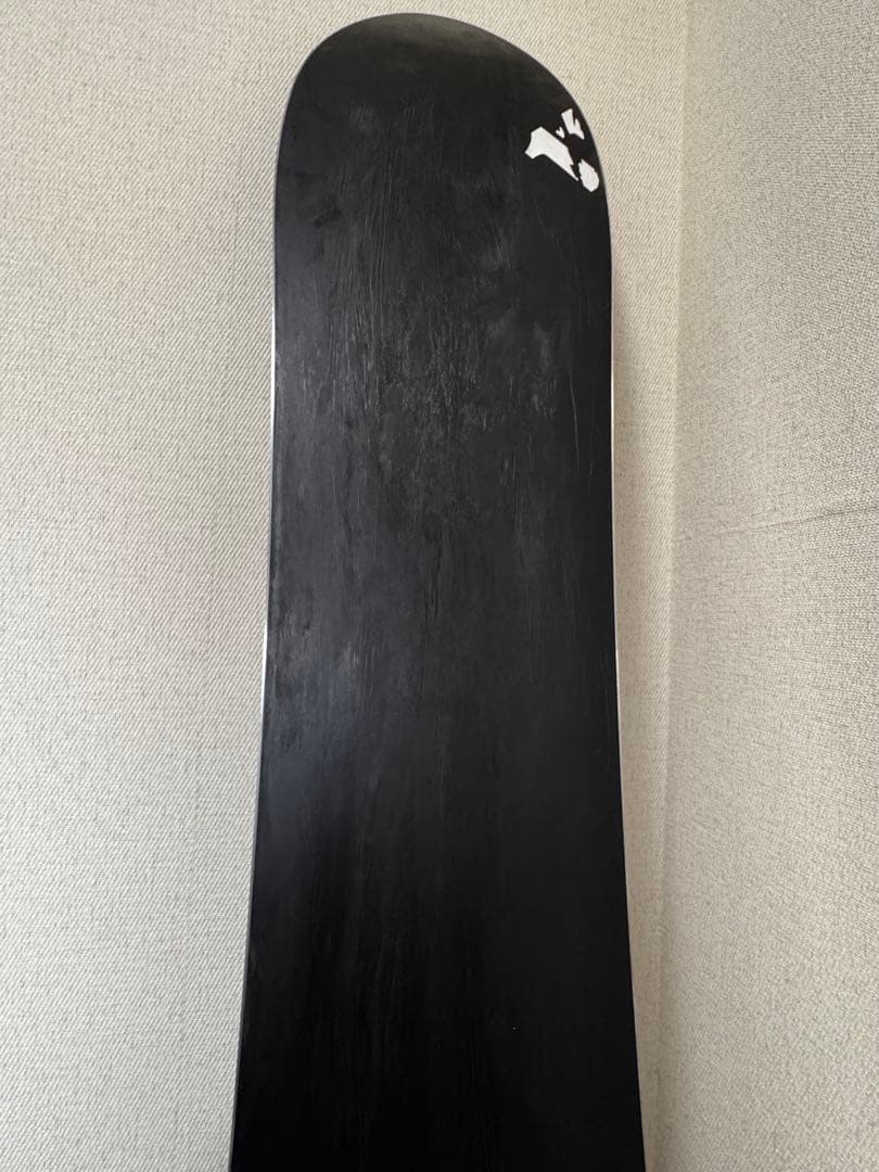 November ICECAT スノーボード パウダーボード フリーラン スノボ
