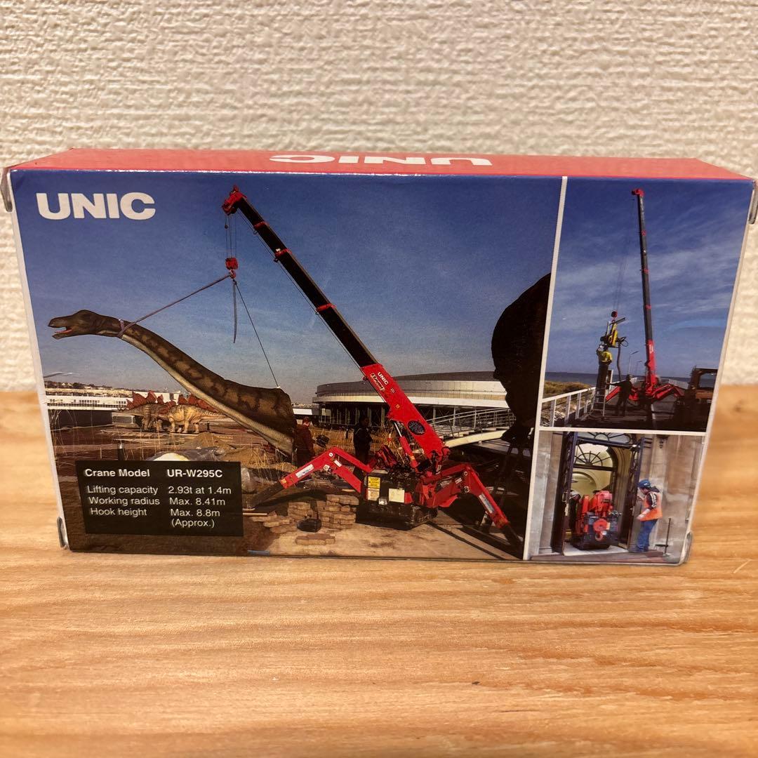 UNIC MINI-CRAWLER CRANE UR-W295C ミニチュア