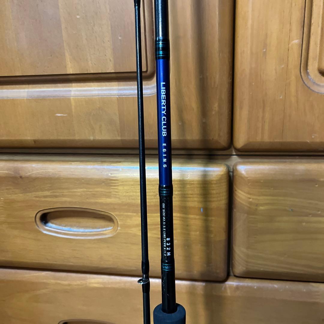 最終値下げ！　Daiwa スピニングリールと釣り竿セット