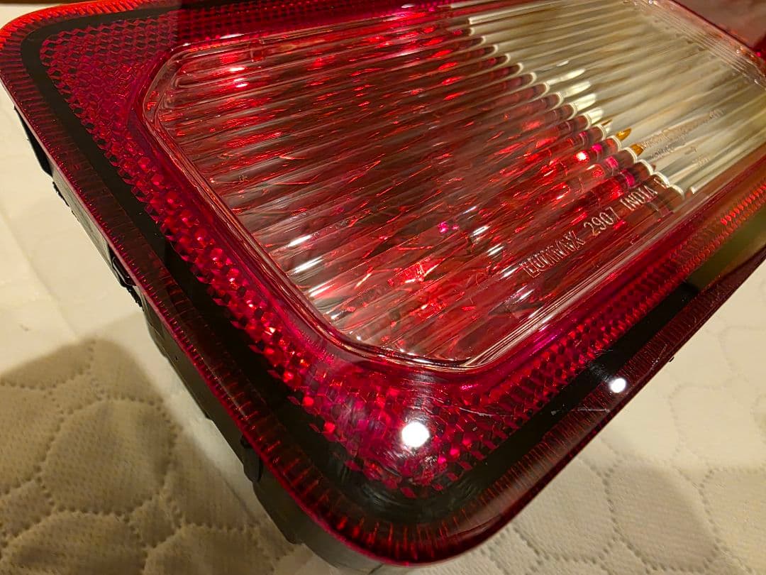 ジムニーノマド テールランプ 純正 新車外し